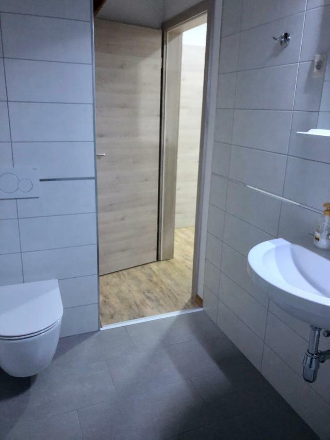 Apartma Linhartov Trg Radovljica Eksteriør billede